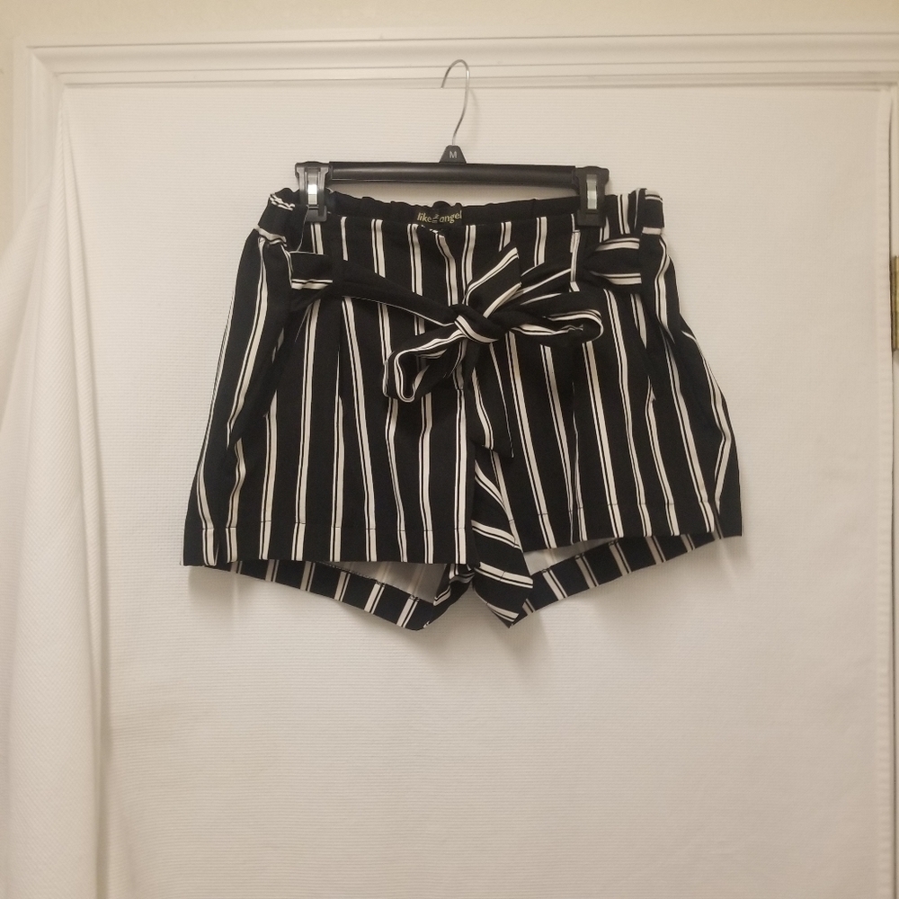 Elegant Like an Angel Shorts